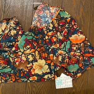 LuLaRoe Perfect T